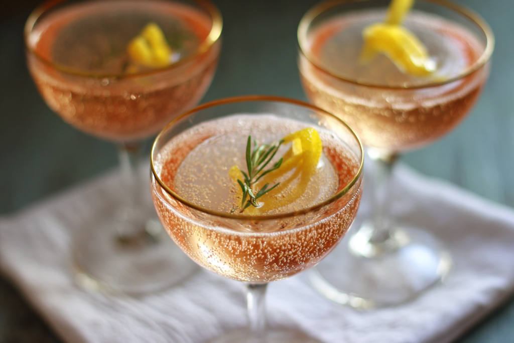 Classic champagne coupe with bubbles at an elegant celebration